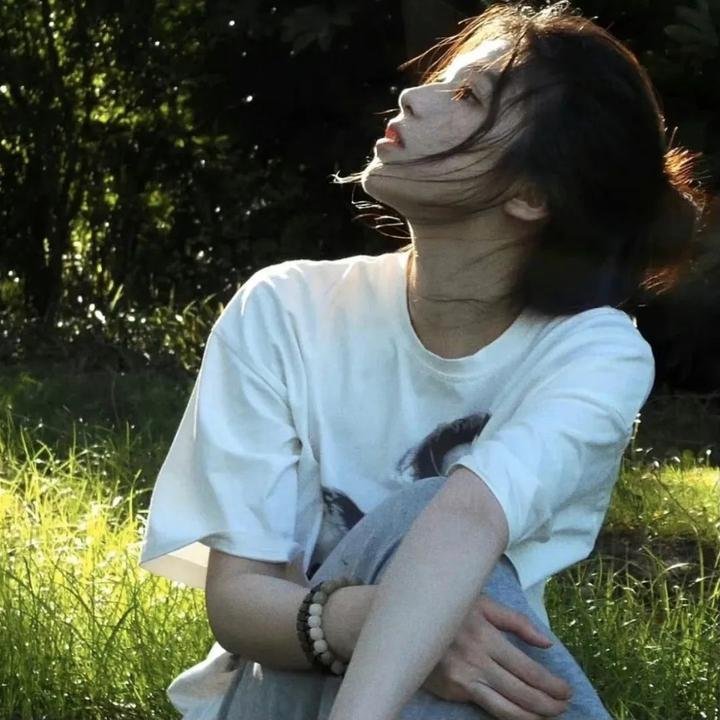 女儿国嬉春